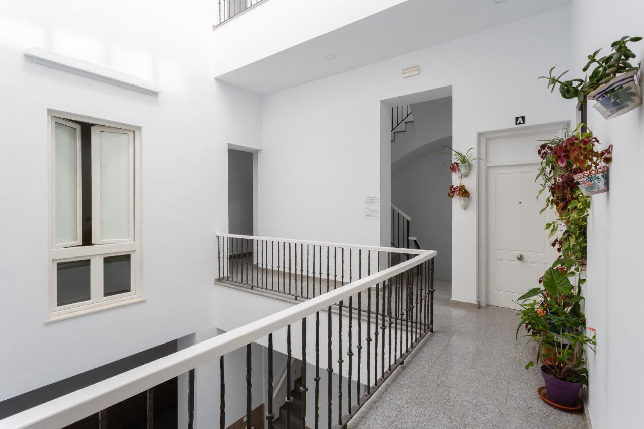 Apartamentos El Capitan Veneno By Cadiz4Rentals Dış mekan fotoğraf