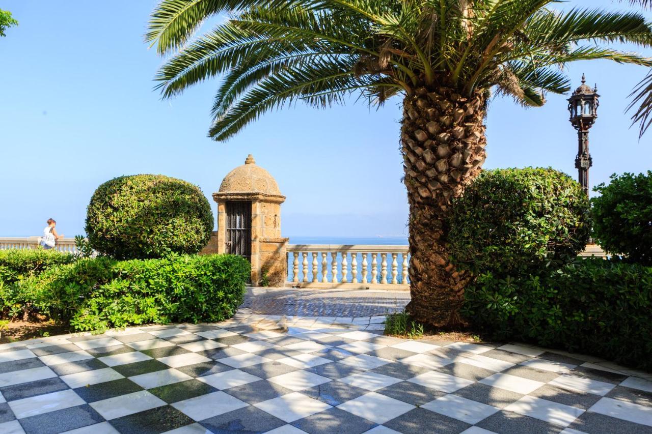 Apartamentos El Capitan Veneno By Cadiz4Rentals Dış mekan fotoğraf
